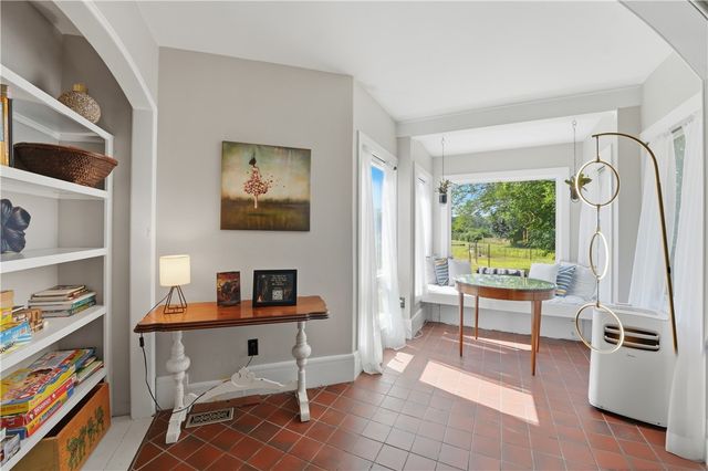 3672 S County Trail, Richmond, RI 02892