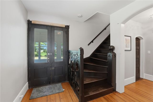 3672 S County Trail, Richmond, RI 02892
