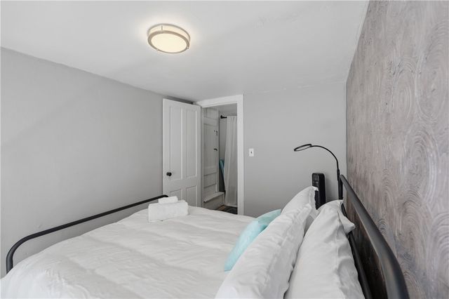 3672 S County Trail, Richmond, RI 02892