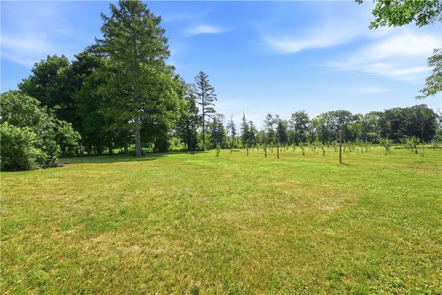 3672 S County Trail, Richmond, RI 02892