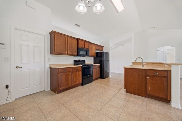 2560 Hawks Preserve DR, Fort Myers, FL 33905