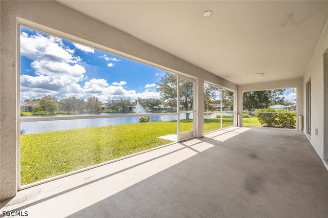 2560 Hawks Preserve DR, Fort Myers, FL 33905