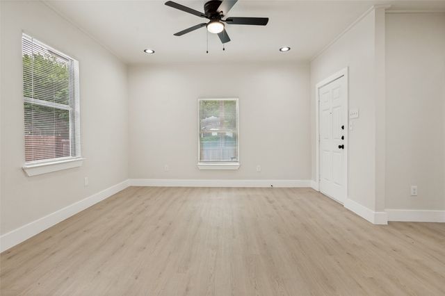 2219 Jordan Street, Dallas, TX 75215