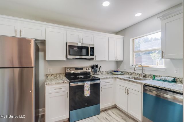 229 Milray Lane, Gulfport, MS 39507