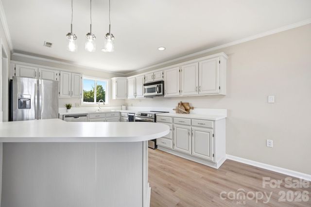 7831 Spinnaker Bay Drive 301, Sherrills Ford, NC 28673