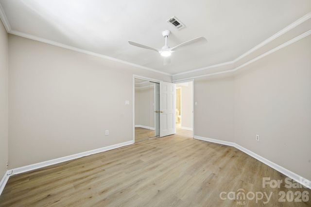 7831 Spinnaker Bay Drive 301, Sherrills Ford, NC 28673