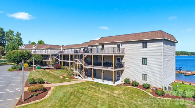 7831 Spinnaker Bay Drive 301, Sherrills Ford, NC 28673