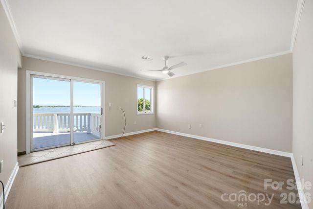 7831 Spinnaker Bay Drive 301, Sherrills Ford, NC 28673
