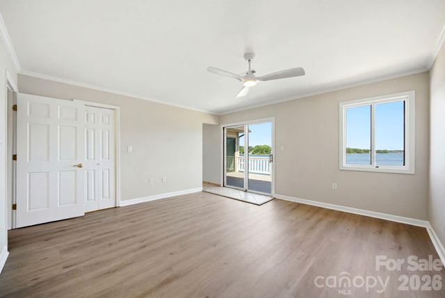 7831 Spinnaker Bay Drive 301, Sherrills Ford, NC 28673