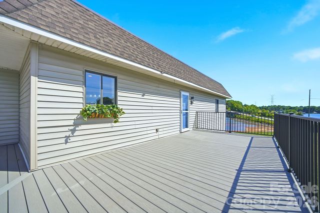 7831 Spinnaker Bay Drive 301, Sherrills Ford, NC 28673