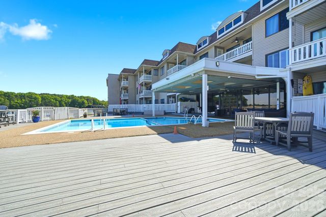 7831 Spinnaker Bay Drive 301, Sherrills Ford, NC 28673
