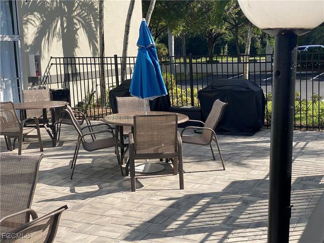 3421 Winkler AVE 402, Fort Myers, FL 33916