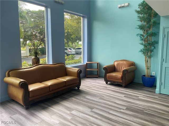 3421 Winkler AVE 402, Fort Myers, FL 33916