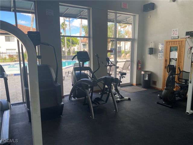 3421 Winkler AVE 402, Fort Myers, FL 33916