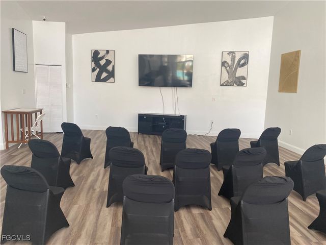 3421 Winkler AVE 402, Fort Myers, FL 33916