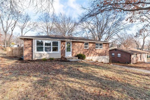 4402 NW 50th Street, Kansas City, MO 64151