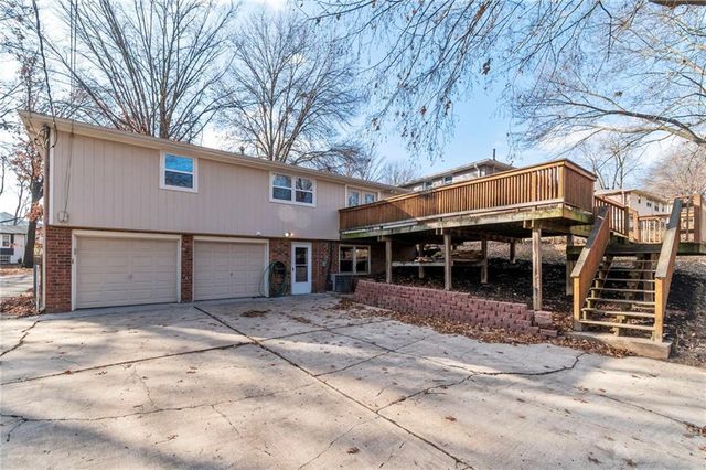 4402 NW 50th Street, Kansas City, MO 64151