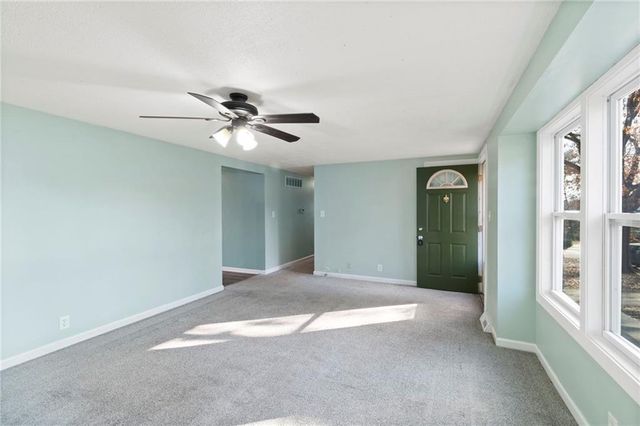 4402 NW 50th Street, Kansas City, MO 64151