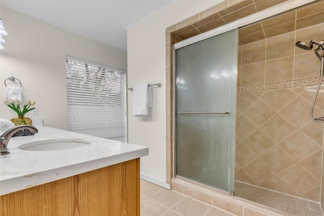 11407 Overbrook Lane, Houston, TX 77077