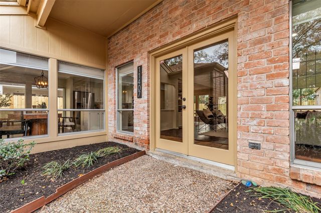 11407 Overbrook Lane, Houston, TX 77077