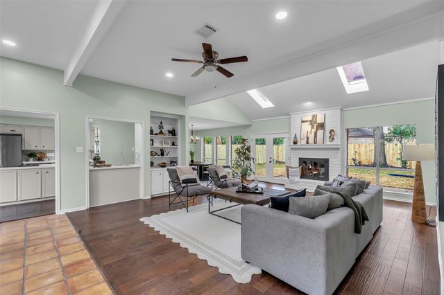 11407 Overbrook Lane, Houston, TX 77077