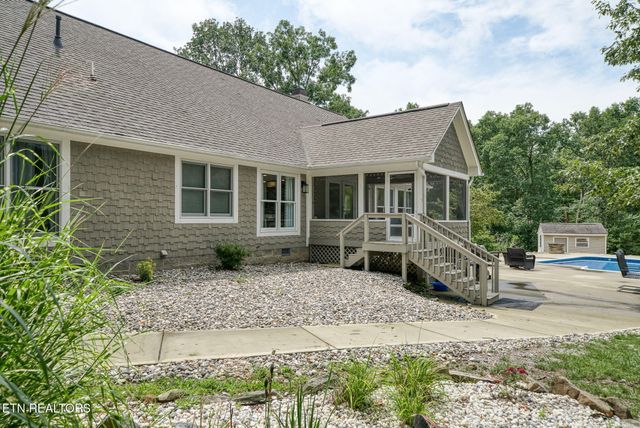 345 Myra Drive, Crossville, TN 38572