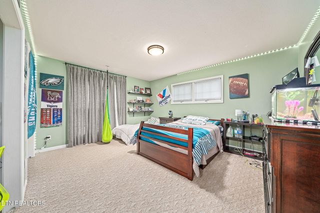 345 Myra Drive, Crossville, TN 38572