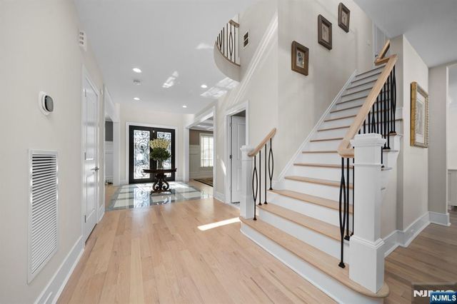 319 Franklin Place, Paramus, NJ 07652