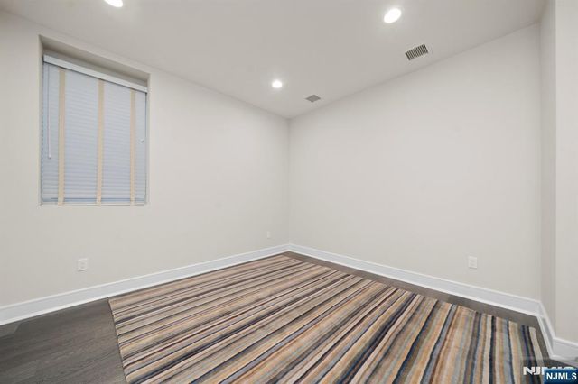 319 Franklin Place, Paramus, NJ 07652