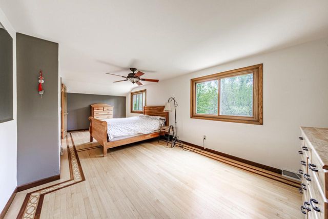 15035 Pomona ROAD, Brookfield, WI 53005