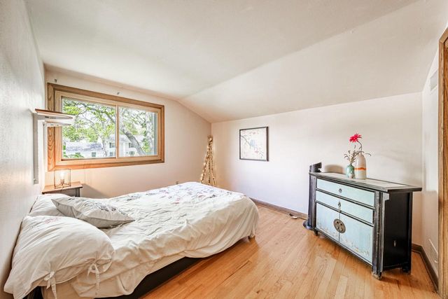 15035 Pomona ROAD, Brookfield, WI 53005