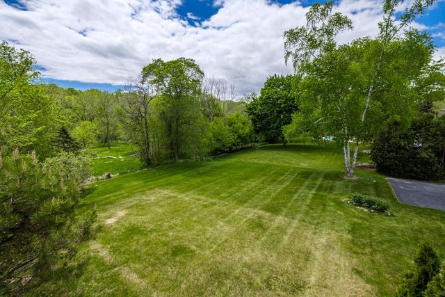 15035 Pomona ROAD, Brookfield, WI 53005