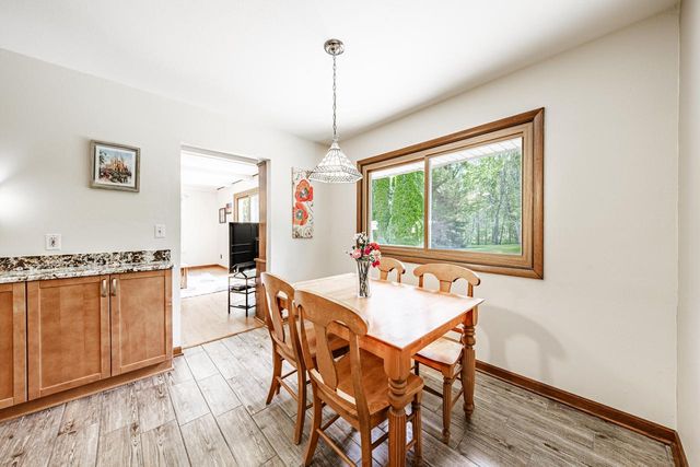 15035 Pomona ROAD, Brookfield, WI 53005