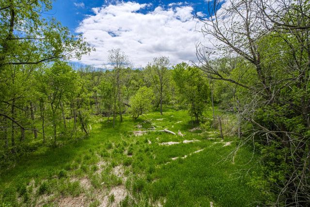 15035 Pomona ROAD, Brookfield, WI 53005