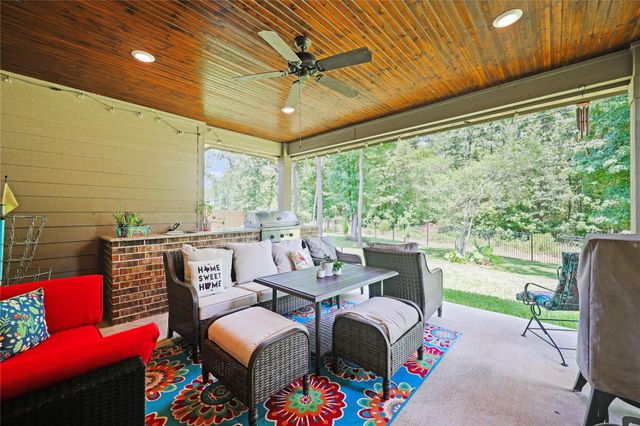 179 Magnolia Reserve Loop, Magnolia, TX 77354