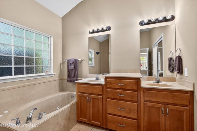 1605 Lake Mars Avenue, Ocean Springs, MS 39564