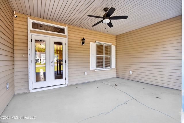 1605 Lake Mars Avenue, Ocean Springs, MS 39564