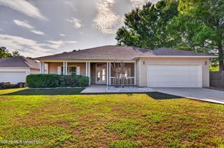 1605 Lake Mars Avenue, Ocean Springs, MS 39564