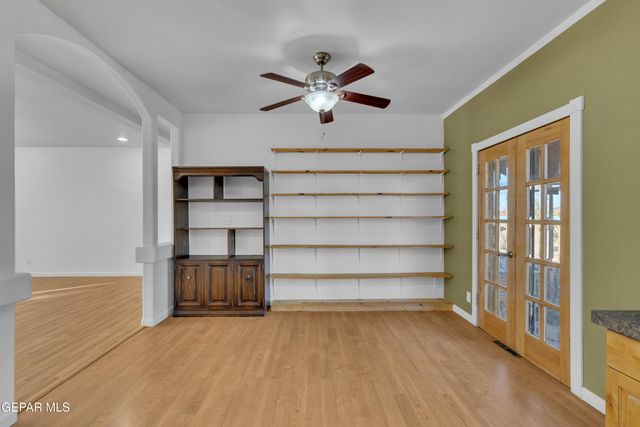 137 MAGEE Drive, Chaparral, NM 88081