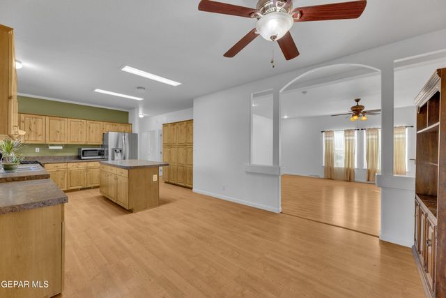 137 MAGEE Drive, Chaparral, NM 88081