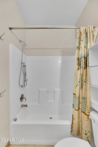 137 MAGEE Drive, Chaparral, NM 88081