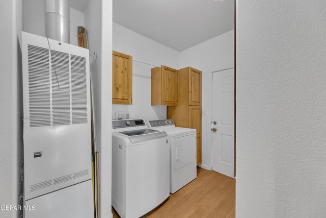 137 MAGEE Drive, Chaparral, NM 88081