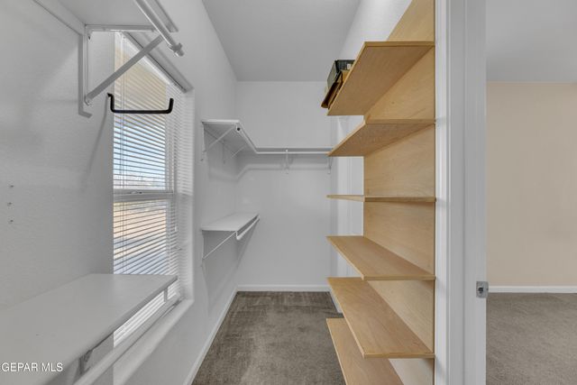 137 MAGEE Drive, Chaparral, NM 88081