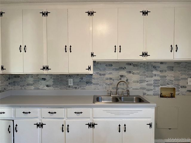 1717 Robison Hill Road, Montgomery, AL 36107