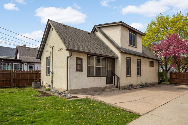 690 James Avenue, Saint Paul, MN 55102