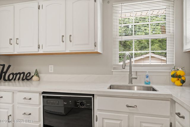 3604 Ethelwood Dr, Jeffersontown, KY 40299