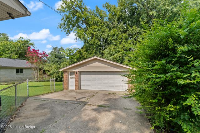 3604 Ethelwood Dr, Jeffersontown, KY 40299