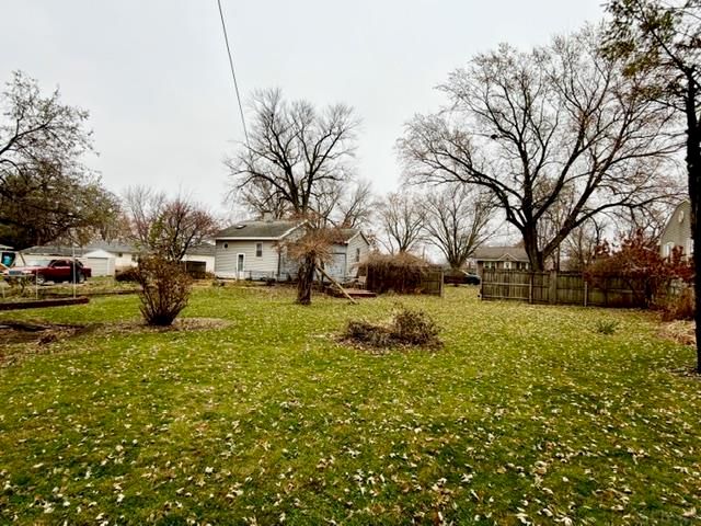 1016 Evergreen Avenue, Waterloo, IA 50701