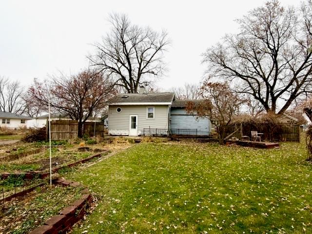 1016 Evergreen Avenue, Waterloo, IA 50701