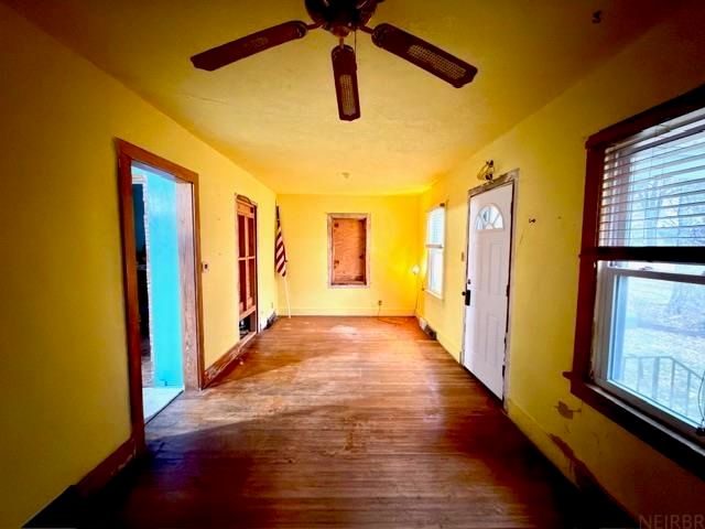 1016 Evergreen Avenue, Waterloo, IA 50701